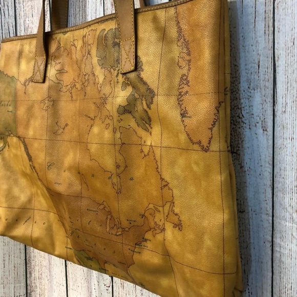 Alviero Martini Classe Geography Map Print Tote - Picture 5 of 8